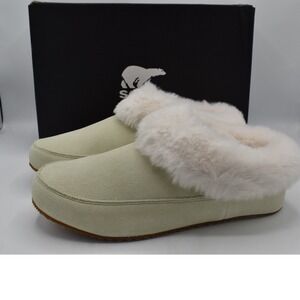 Sorel Go Coffee Run Slippers Women 11 Light Aloe Natural NEW Suede Faux Fur